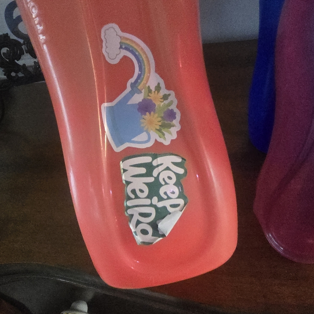 Tupperware water bottles - Picture 4 of 5